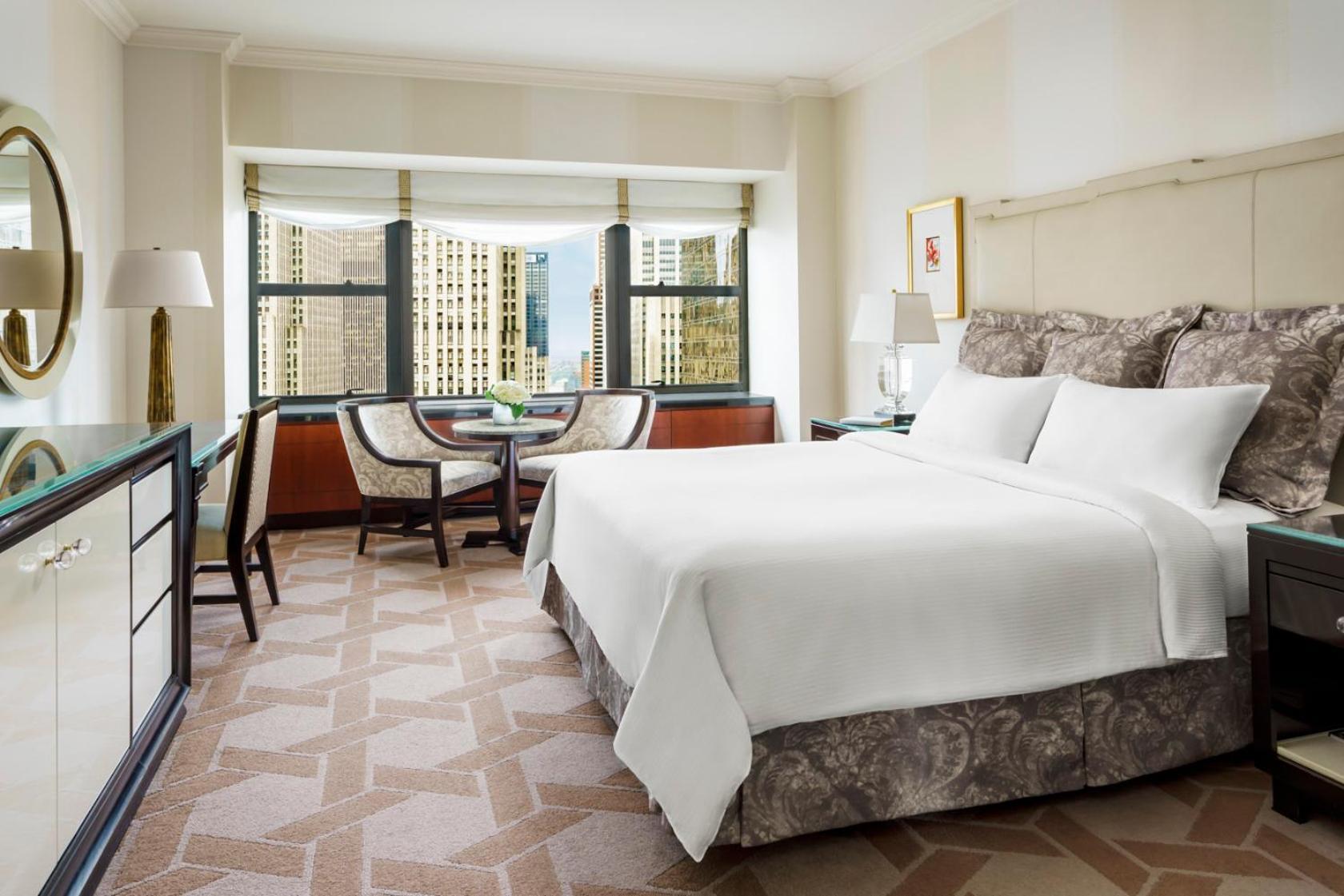 Premier Skyline View Room with King Bed